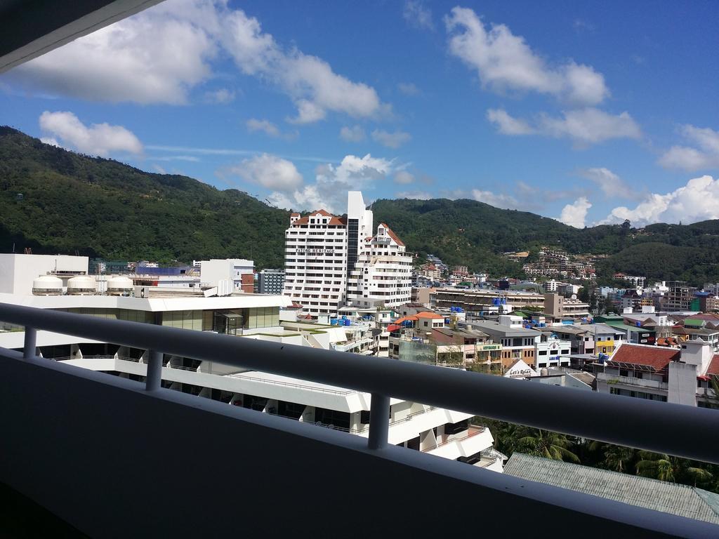 Patong Tower By United 21 Thailand Extérieur photo